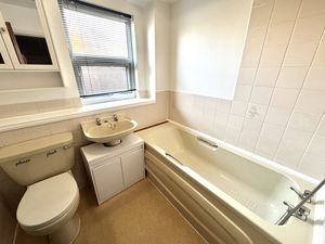 Photo 6- click for photo gallery